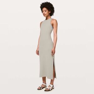(READ DISCLOSURE) NWT- Authentic Lululemon Get Going Dress size 2 (Riversotne)